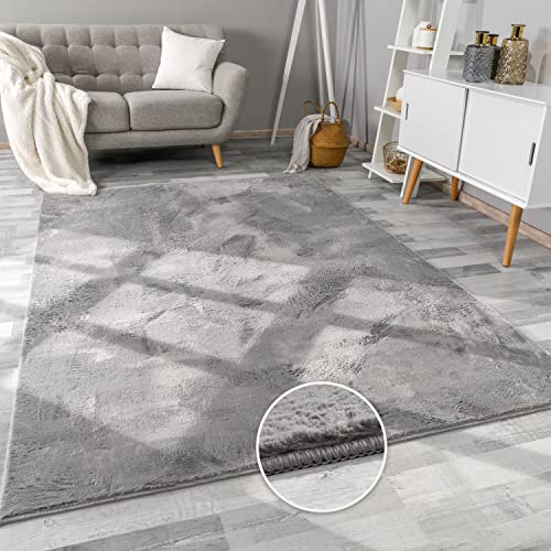 Paco Home Teppich Wohnzimmer Kunstfell weich waschbar modern elegant pflegeleicht Felloptik Uni Seidenglanz flauschig Kurzflor, Grösse:80x150 cm, Farbe:Anthrazit von Paco Home