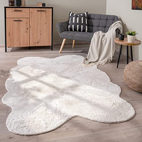 Paco Home Waschbarer Teppich Wohnzimmer Schlafzimmer Kurzflor rutschfest Modern Flauschiger Fellteppich Fell Imitat Kunstfell, Grösse:140x200 cm Fell-Form, Farbe:Creme von Paco Home