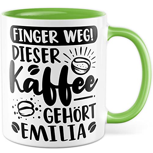 Kaffee-Tasse personalisiert mit Spruch lustig - FINGER WEG! Dieser Kaffee gehört eigener Name - Geschenk personalisierbar Geschenk-Idee Büro personalisieren Kaffee-Becher (Weiß & Grün) von Pagma Druck