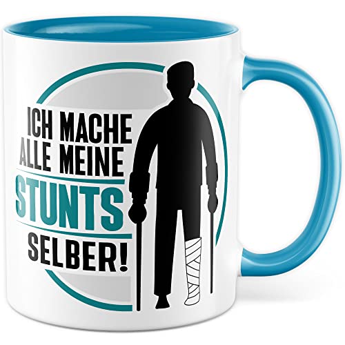 Lustige Tasse Stuntman Kaffeetasse mit Witz Kaffee-Becher mit lustigem Motiv Ich mach alle meine Stunts selber Geschenk Bruch Krankenhaus Gute Besserung Geschenkidee Humor (Weiß/Blau) von Pagma Druck