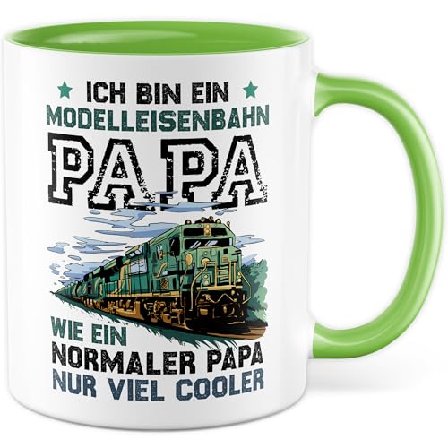 Modellbau-Papa Tasse mit Spruch - Geschenk Ich bin ein Modelleisenbahn Papa, wie ein normaler Papa nur viel cooler - Kaffeetasse aus Keramik 330ml - Modellbauer Modelleisenbahn Kaffee-Becher Vater von Pagma Druck