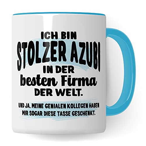 Stolzer Azubi Tasse Kaffeetassen Azubi Ausbildung Kaffee-Becher Lehrling Ausbildung Beste Firma Spruch Becher Geschenkidee Azubi-Geschenk Auszubildender lustig Witz Humor (Weiß/Blau) von Pagma Druck