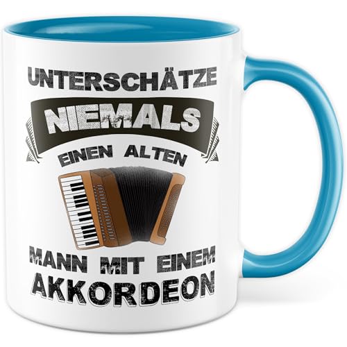 Tasse Akkordeonist Geschenk, Unterschätze niemals einen alten Mann mit einem Akkordeon, Kaffeetasse Akkordeon Musiker Instrument Bandmitglied Band, Geschenkidee Rente Hobby Kaffee-Becher von Pagma Druck