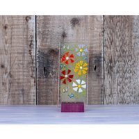 Wildblumen Und Schmetterlinge Verschmolzene Glas Sonnenfänger Mit Einem Lila Holzständer. Florale Kunst. Frühlingssommer Bunte Blumen von PainInTheGlassByGail