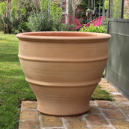 Großer breiter Pflanzkübel, Übertopf aus Terracotta, 60 cm, winterfester Blumenkübel, Blumentopf für Garten Terrasse Balkon, Buxus 60 cm von Palatina Werkstatt