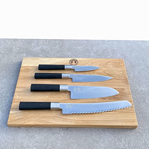 Kai Wasabi Black ultrascharfes Messerset | Santoku 18 cm | Officemesser 10 cm | Allzweckmesser 15 cm | Brotmesser 23 cm+ 40x25 cm Eichenbrett, handgefertigt von Palatina Werkstatt