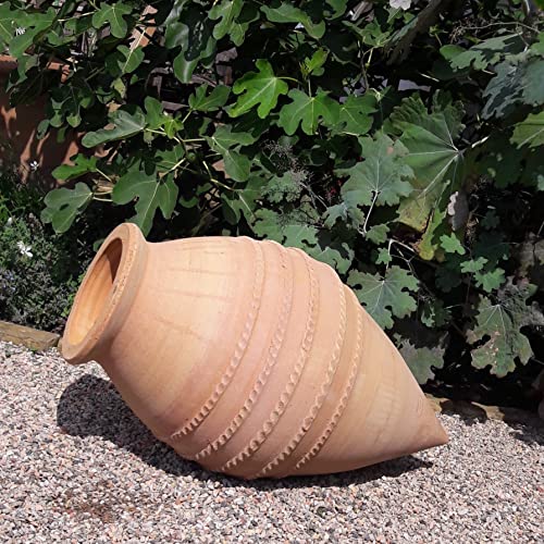 Palatina Werkstatt Exklusive Terracotta Amphore liegend Vitex 70cm – 100% handgefertigtes Unikat – Verleihen Sie Ihrem Garten- & Innenbereich unwiderstehlichen Charme Palatina Werkstatt Exklusive Terracotta Amphore liegend Vitex 70cm – 100% handgefertigtes Unikat – Verleihen Sie Ihrem Garten- & Innenbereich unwiderstehlichen Charme von Palatina Werkstatt