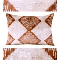 Creme Samt Ikat Kissenbezug, Samtkissen Kundenspezifisch, Creme Dekoratives Kissen, Creme Dekokissen 20x20 von PammDesign