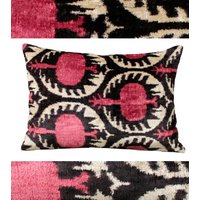 Lila Samt Ikat Kissenbezug, Kastanienbrauner Und Schwarzer 24x24 Dekokissen, Pinke Kissenbezüge 45x45 cm von PammDesign