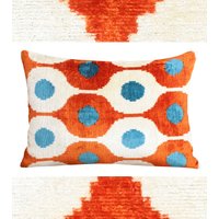 Rust Dekokissen, Burnt Orange Kissen, Orange Ikat Kissenbezug, Großes Kissen, Modernes Designerkissen, 18x18 Kissenbezug von PammDesign