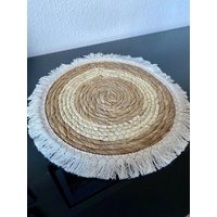 Runde Deko-Matte Im Boho-Chic Stil - Natur/Weiß Abgesetzt Tischdecke Rund Verschiedene Durchmesser Für Stilvolle Wohnaccessoires von Pamplex