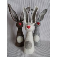 Hase "Friedchen" Eierwärmer Ostern Dekoration Handgefilzt Hase "Friedchen" Eierwärmer Ostern Dekoration Handgefilzt von PanniBerlin