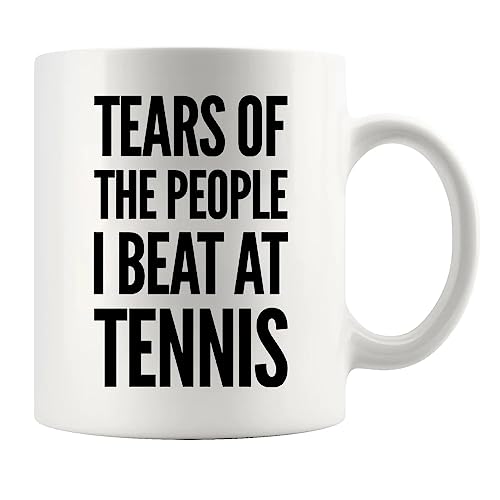 Panvola Keramiktasse mit Aufschrift "Tears of the People I Beat at Tennis, Sport, Tennis, Geschenke für Männer und Frauen, 325 ml, Weiß Panvola Keramiktasse mit Aufschrift "Tears of the People I Beat at Tennis, Sport, Tennis, Geschenke für Männer und Frauen, 325 ml, Weiß von Panvola