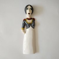 Keramik Hängende Skulptur, Wanddekor Frau, Skulptur An Der Wand, Hochzeitsgeschenk, Wandbehang, Ooak Wandkunst Keramik Hängende Skulptur, Wanddekor Frau, Skulptur An Der Wand, Hochzeitsgeschenk, Wandbehang, Ooak Wandkunst von PapasgalleryArt
