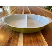 Pyrex Auflaufform Geteilt Gemüseschale Avocado Grün 1 Quart Vintage Mid Century von Papeloutte