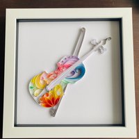 Regenbogen Geige Quilling Kunst Im Weißen Kastenrahmen - Neue Babyzimmer Dekoration Und Musik-Liebhaber-Geschenk von PaperPetalCraftShop