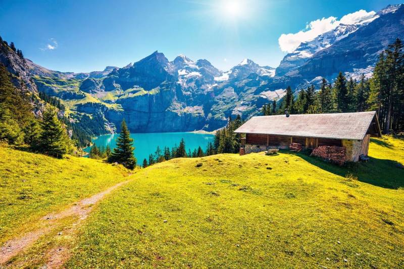 Papermoon Fototapete ALPEN-SEE UND WIESE-SCHWEIZ von Papermoon
