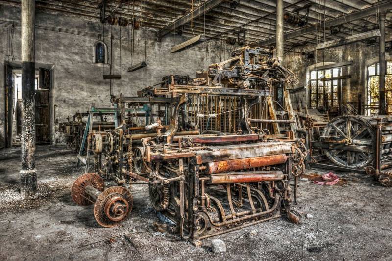 Papermoon Fototapete Alte industrie von Papermoon