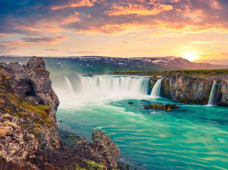 Papermoon Fototapete Godafoss Waterfall Iceland, glatt von Papermoon