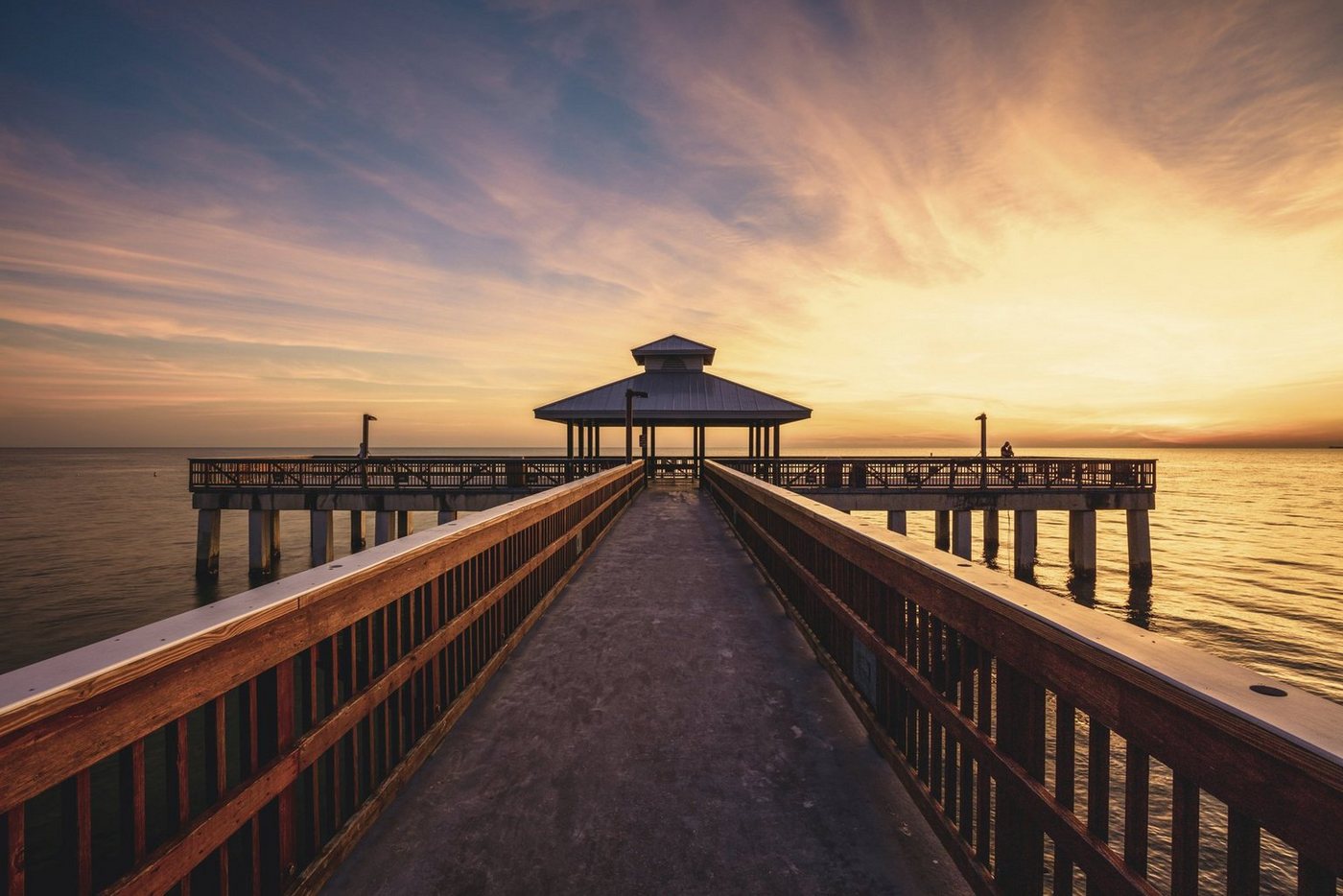 Papermoon Fototapete HOLZ-BRÜCKE-FLORIDA PIER STEG MEER SEE STRAND SONNE von Papermoon