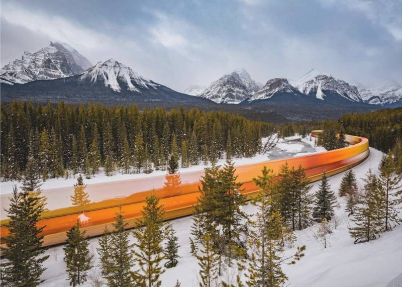 Papermoon Fototapete Selbstklebend, "Morant's Curve in Winter", Matt & lichtbeständig, Blasenfrei ohne Kleister, Rückstandslos abziehbar, Made in Germany Papermoon Fototapete Selbstklebend, "Morant's Curve in Winter", Matt & lichtbeständig, Blasenfrei ohne Kleister, Rückstandslos abziehbar, Made in Germany von Papermoon