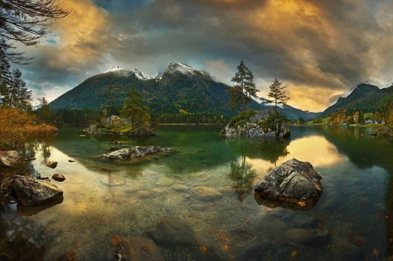 Papermoon Fototapete Photo-Art KRZYSZTOF BROWKO, HINTERSEE von Papermoon