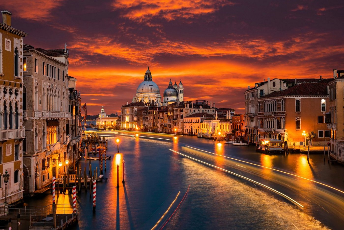 Papermoon Fototapete VENEDIG-CANAL GRANDE BASILICA SANTA MARIA DELLA SALUTE von Papermoon