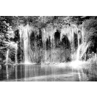 Papermoon Fototapete "Wasserfall Schwarz & Weiß" von Papermoon