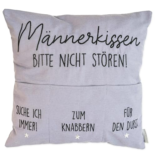 Papierdrachen Männerkissen | praktischer Kissenbezug mit Taschen | hochwertige Bestickung | perfekt zum Vatertag | in Größe 40x40cm Papierdrachen Männerkissen | praktischer Kissenbezug mit Taschen | hochwertige Bestickung | perfekt zum Vatertag | in Größe 40x40cm von Papierdrachen