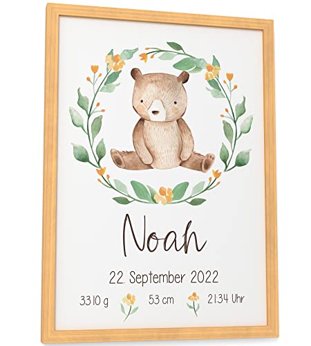 Papierschmiede® Geburtsbild, Name & Geburtsdaten personalisiert, DIN A4 im Rahmen aus Echtholz (Natur), Geburtsposter, Geburtsanzeige, Baby Geschenk Poster Geburt - Teddy Kranz Jungen Mädchen von Papierschmiede