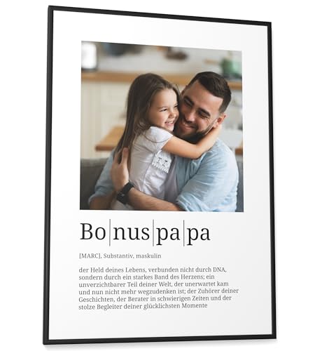 Papierschmiede® Personalisierte Geschenke Bonuspapa, Definition mit Foto in DIN A2 (59,4x42 cm) Rahmen wählbar fertig gerahmt, Persönliches Bild Geschenk für Stiefvater zum Vatertag, Geburtstag von Papierschmiede