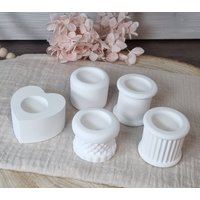 Kerzenhalter Klein Für Stabkerzen Verschiedene Varianten | Kerzenständer Tischdeko Aus Xyrarock Keraflott Raysin Btong Kerzenhalter Klein Für Stabkerzen Verschiedene Varianten | Kerzenständer Tischdeko Aus Xyrarock Keraflott Raysin Btong von Papierwild