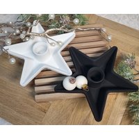 Kerzenhalter Stern Aus Kaltkeramik Für Stabkerzen | Schwarz Oder Weiß Kerzenhalter Stern Aus Kaltkeramik Für Stabkerzen | Schwarz Oder Weiß von Papierwild