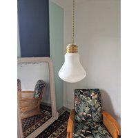 Pendelleuchte in Vintage Opalin von ParLesPetitesMains