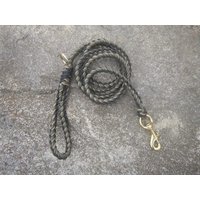 Schwarze Und Dunkelgrüne Coyote 6 Strang Paracord Leine von ParacreationsUSA