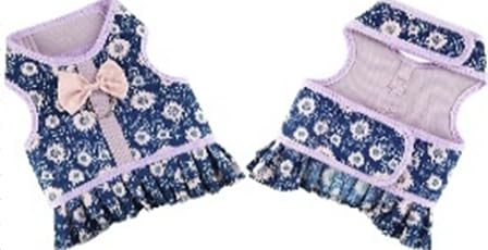 Parisian Pet Midnight Blossoms Geschirrkleid Parisian Pet Midnight Blossoms Geschirrkleid von Parisian Pet