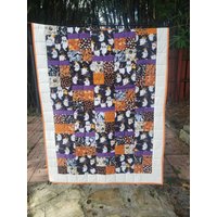 Halloween Gesteppte Decke 60 "x 41" von PartTimeQuilterShop