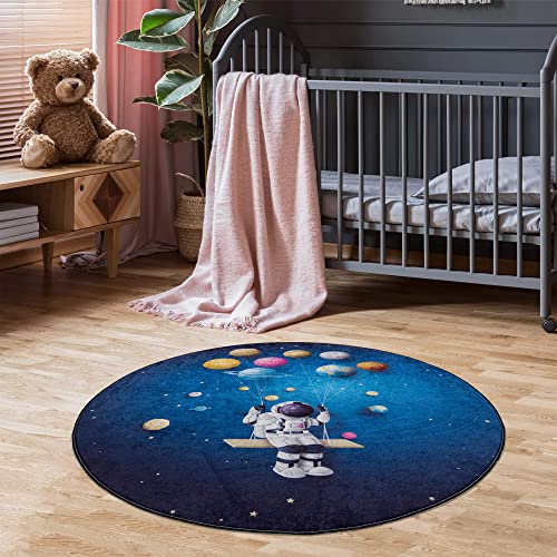 Pasha Home Kinderteppich 120 cm Rund Astronaut/Kinder Spielteppiche aus Polyester- & Flanellfasern/Teppiche fürs Kinderzimmer antirutsch & schmutzabweisend/waschbarer Spiele Teppich von Pasha Home