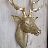 Hirsch Wandbehang Geweih Wandgeweih Hirschgeweih Gold Wandfigur Büste Reh von PassiFloraTrends