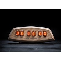 Nixie Tube Clock Mit Holz Und in 12 Glühbirnen Retro Tischuhr Büro | Valentinstag Geschenk Zum Abschluss Freund Wecker von PastIndicatorUSA