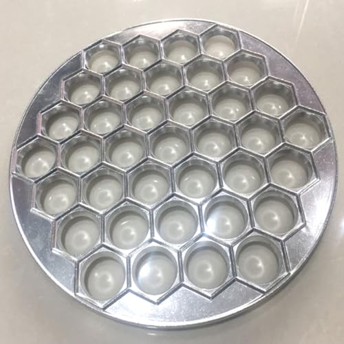 Ravioli Maker 9, 84inch 37 Löcher Aluminiumlegierung wiederverwendbarer waschbarer Knödel Maker Home Kitchen Restaurant Ravioli Dumpling Form |.Schimmel Ravioli Maker 9, 84inch 37 Löcher Aluminiumlegierung wiederverwendbarer waschbarer Knödel Maker Home Kitchen Restaurant Ravioli Dumpling Form |.Schimmel von Pastoralist