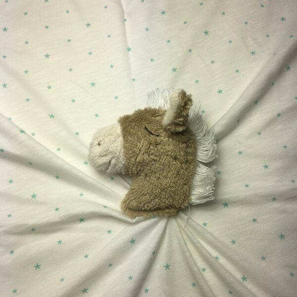 Pat und Patty Personalisertes Schmusetuch/ Schnuffeltuch, Greifling "Pferd" ,Farbe : beige oder messing, 100 % Baumwolle-kbA Pat und Patty Personalisertes Schmusetuch/ Schnuffeltuch, Greifling "Pferd" ,Farbe : beige oder messing, 100 % Baumwolle-kbA von Pat und Patty