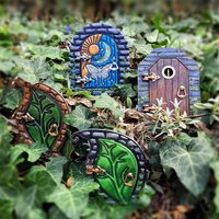 Tür Für Feengarten - Handbemaltes Türchen Mit Öffnung Zum Öffnen Des Feengartens. Classic, Leaf Oder Moon Design von PathInTheWoods