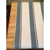 Motiv Vintage Tapete Streifen Punkte Blau Weinrot Weiß von PatrickStreet