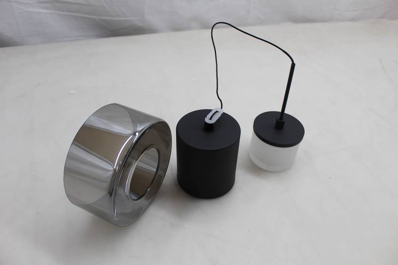 Paul Neuhaus Led Pendelleuchte Hängeleuchte Rika Schwarz Glas Dimmbar 15 Cm Led B-Ware von Paul Neuhaus