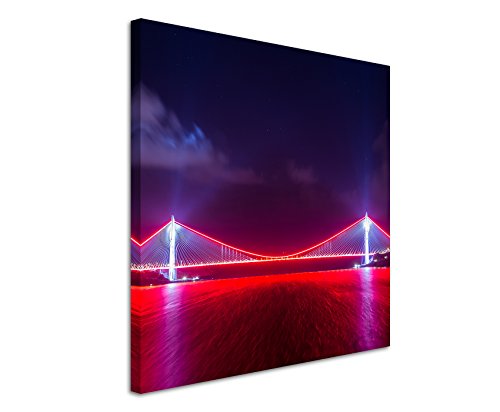 Quadratische Fotoleinwand 90x90cm Urbane Fotografie – Rot beleuchtete Yavuz-Sultan-Selim-Brücke, Türkei auf Leinwand exklusives Wandbild moderne Fotografie für ihre Wand in vielen Größen von Paul Sinus Art