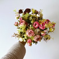 Winziger Ranunkel Blumenstrauß, Seidenblumenstrauß, Kunstblumen, Kleine Blumen, Blumenkrone, Einmachglas Rosa von PaulettaCrafts