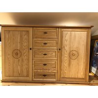 Kommode, Massivholz von PavelsFurniture