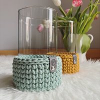 Windlicht Häkelkorb Häkelwindlicht | Vase Moderne Wohndekoration Scandi Home Personalisiertes Kerzenglas Blockkerze Teelichtglas Windlicht Häkelkorb Häkelwindlicht | Vase Moderne Wohndekoration Scandi Home Personalisiertes Kerzenglas Blockkerze Teelichtglas von PeaAusSchilde