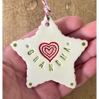 Oma Ornament, Geschenk Für Oma, Geschenk, Handgefertigtes Keramik Stern Vom Enkelkind, Großelterngeschenk Oma Ornament, Geschenk Für Oma, Geschenk, Handgefertigtes Keramik Stern Vom Enkelkind, Großelterngeschenk von PeachBlossomStudio